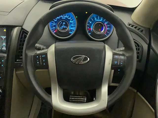 Used Mahindra XUV500 [2015-2018] W10 AT 1.99 in Mumbai