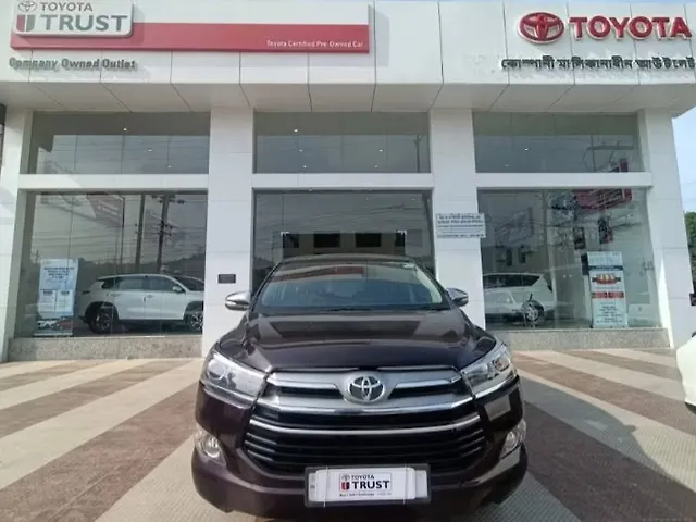 Used 2017 Toyota Innova Crysta in Guwahati