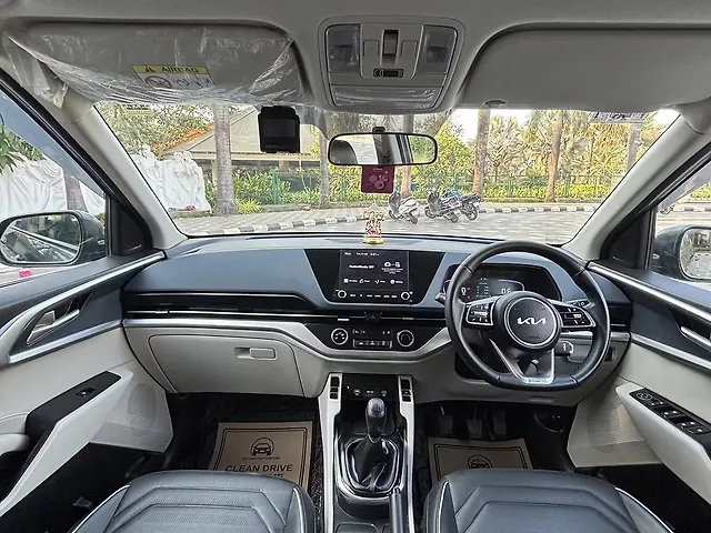 Used Kia Carens Gravity 1.5 Petrol MT in Mumbai
