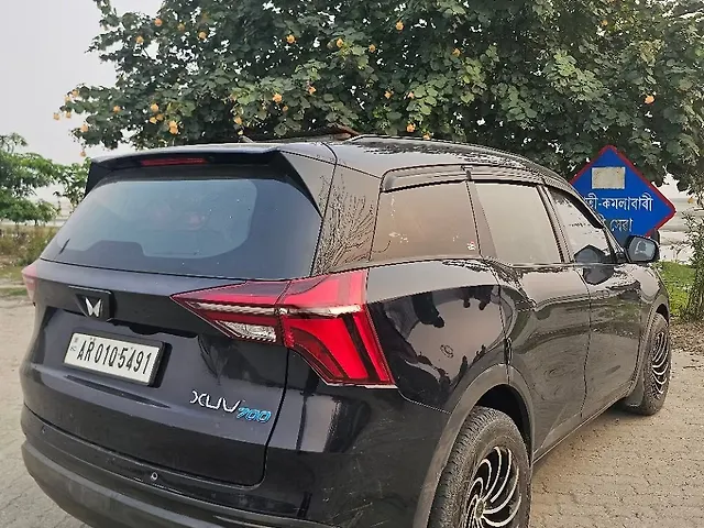 Used Mahindra Old Generation XUV700 MX Petrol MT 5 STR [2021] in Guwahati