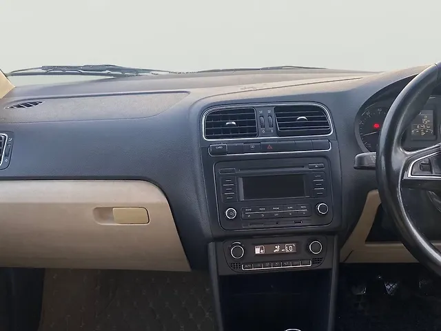 Used Skoda Rapid Ambition 1.6 MPI in Jaipur