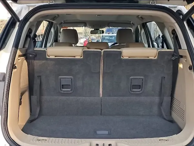 Used 2017 Ford Endeavour in Delhi