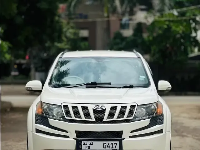Used 2013 Mahindra XUV500 in Surat