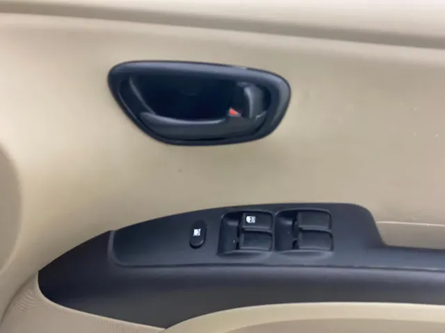 Used Hyundai i10 [2010-2017] 1.1L iRDE Magna Special Edition in Ahmedabad