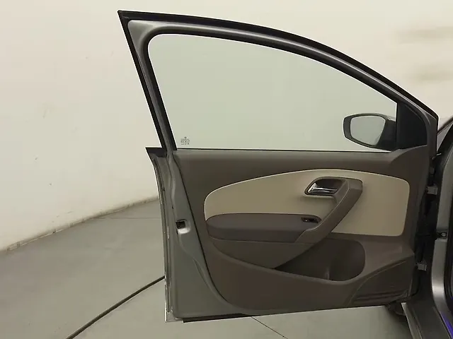 Used Skoda Rapid [2015-2016] 1.5 TDI CR Style Plus AT in Mumbai