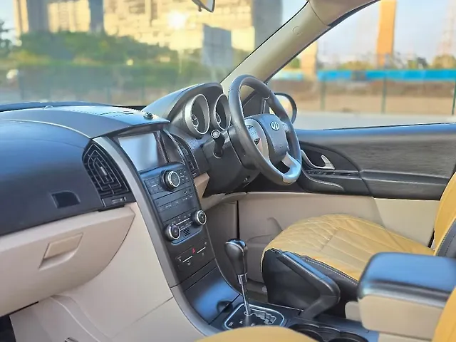 Used Mahindra XUV500 [2015-2018] W6 AT in Thane