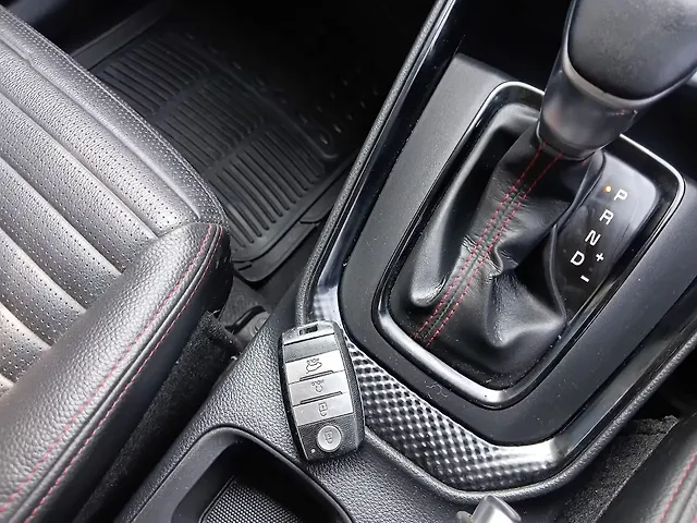 Used Kia Sonet [2020-2022] GTX Plus 1.0 DCT Dual Tone in Mumbai