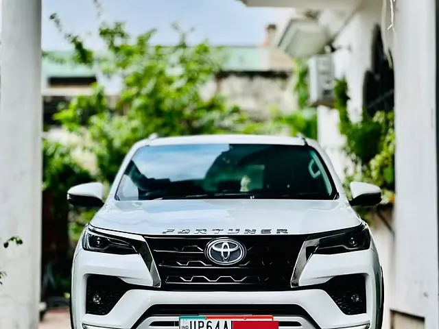 Used 2023 Toyota Fortuner in Lucknow