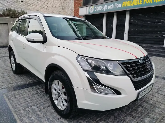 Used Mahindra XUV500 [2015-2018] W10 Black Interiors [2017] in Jalandhar