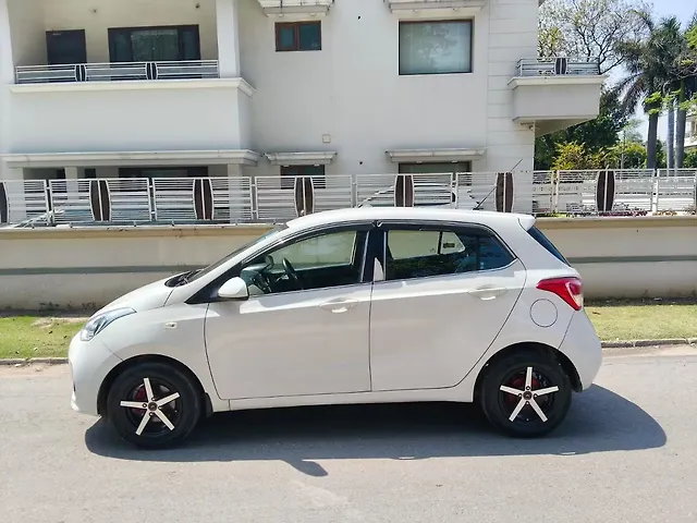 Used Hyundai Grand i10 Magna AT 1.2 Kappa VTVT in Panchkula