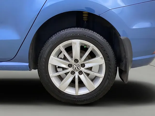 Used Volkswagen Ameo Highline Plus 1.5L AT (D)16 Alloy in Dombivali