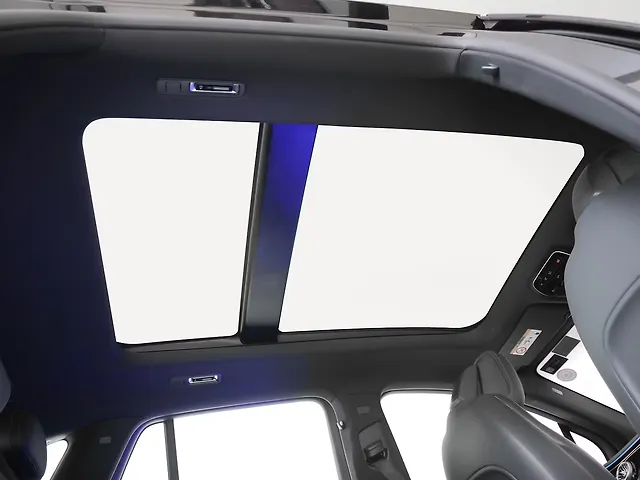 Used Mercedes-Benz EQE SUV 500 4MATIC in Delhi