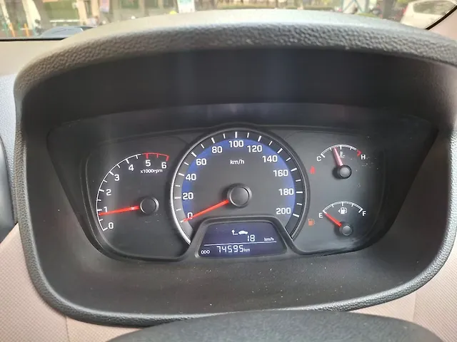 Used Hyundai Xcent [2014-2017] SX 1.1 CRDi in Thane