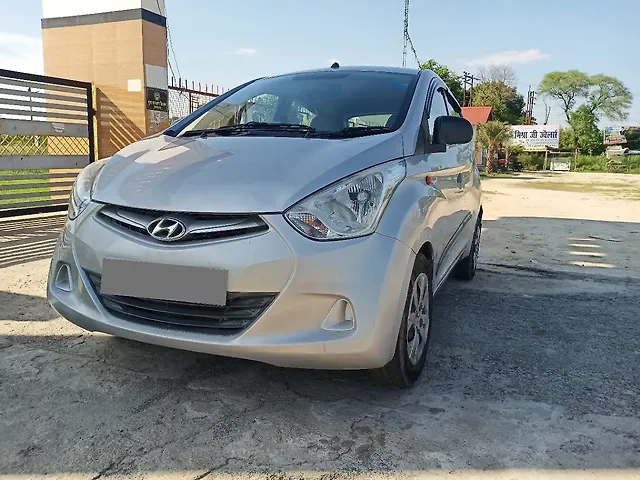 Used Hyundai Eon Magna + in Kanpur