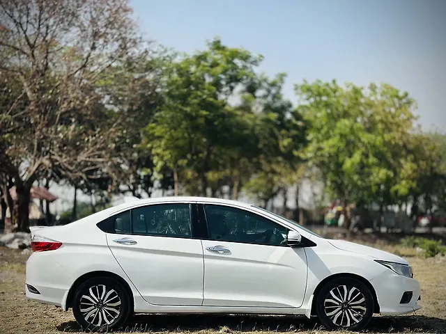 Used Honda City 4th Generation ZX CVT Petrol [2017-2019] in Surat