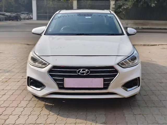Used 2019 Hyundai Verna in Kanpur