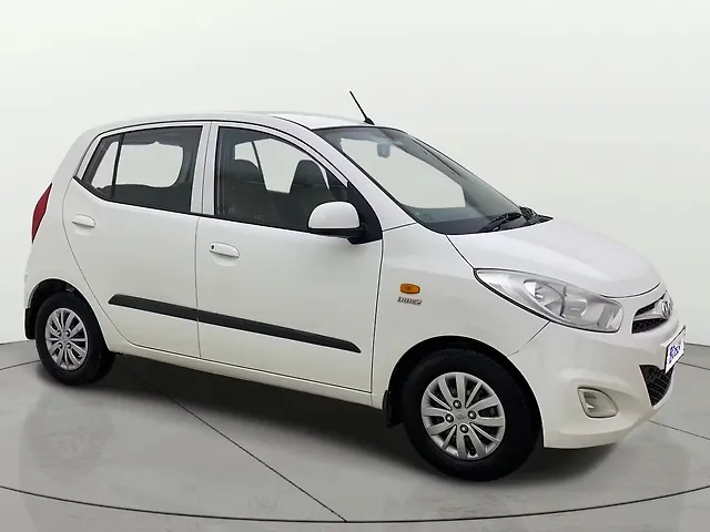Used 2015 Hyundai i10 in Ahmedabad