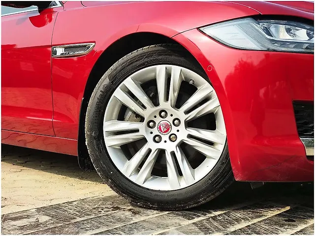 Used 2018 Jaguar XF in Delhi