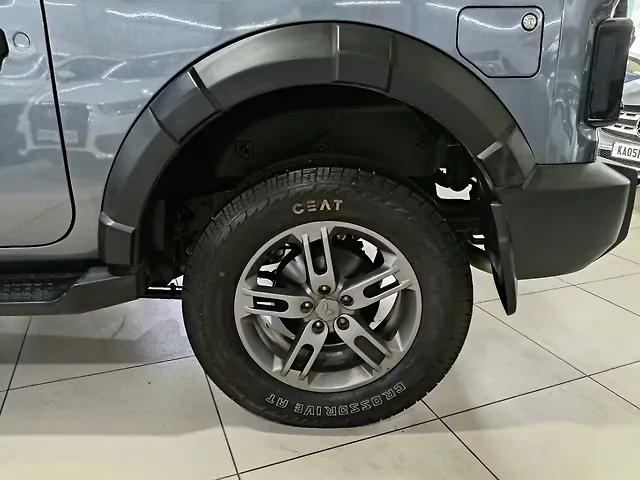 Used Mahindra Thar [2020-2025] LX Hard Top Petrol AT RWD in Bangalore