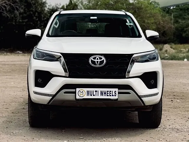Used 2022 Toyota Fortuner in Delhi