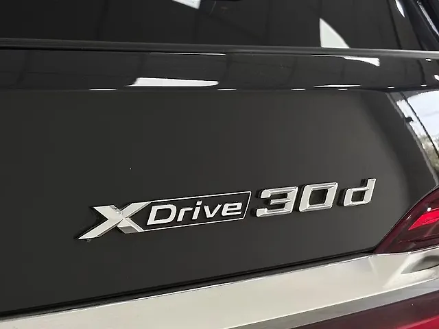 Used BMW X7 [2019-2023] xDrive30d DPE Signature in Vadodara