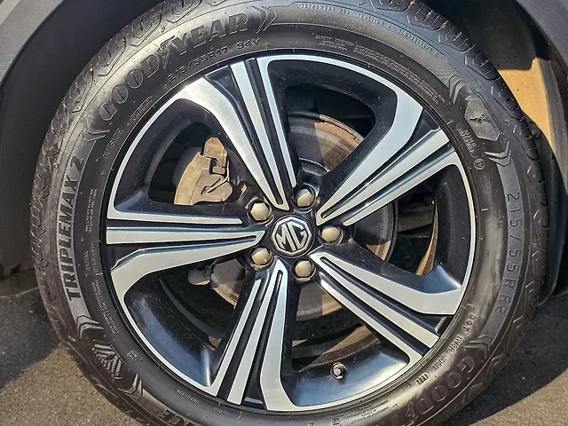 Used MG Astor Sharp 1.5 CVT Old Generation [2021-2023] in Mumbai