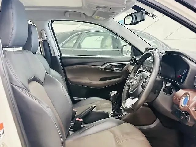 Used Toyota Urban Cruiser Hyryder V Hybrid [2022-2023] in Pune