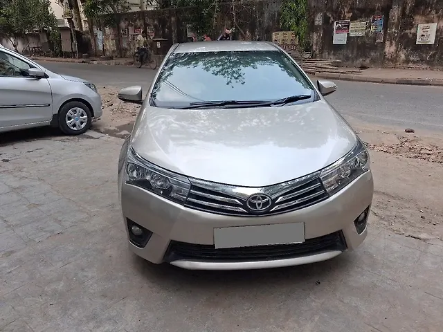 Used 2015 Toyota Corolla Altis in Kolkata