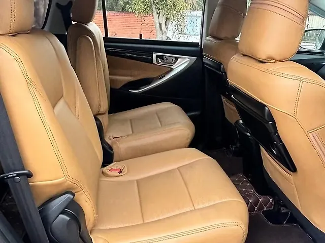 Used Toyota Innova Crysta [2016-2020] 2.4 V Diesel in Chandigarh