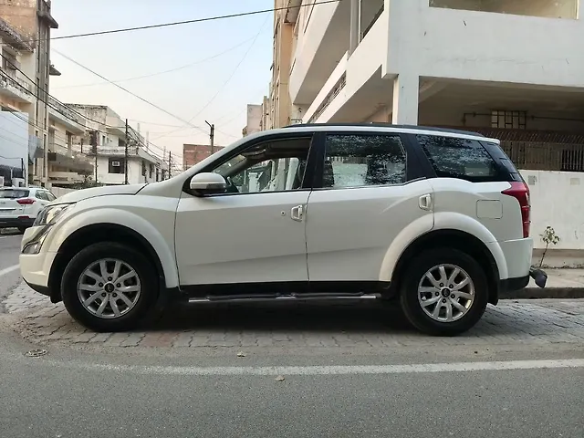 Used Mahindra XUV500 [2015-2018] W10 in Kanpur