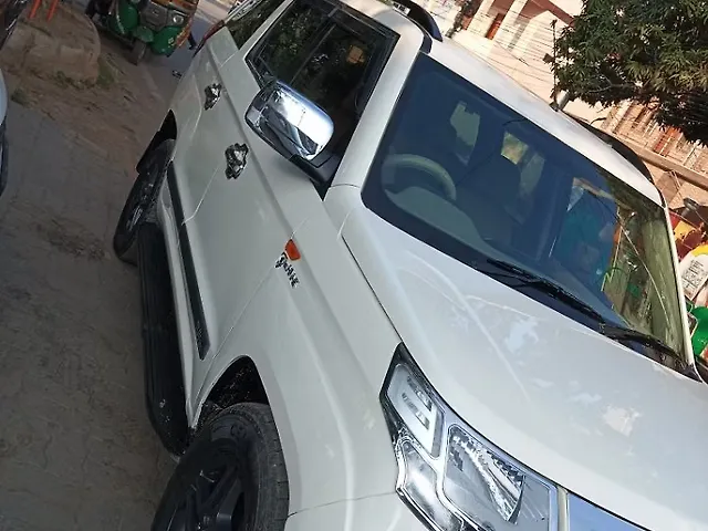 Used Mahindra TUV300 PLUS P8 in Patna