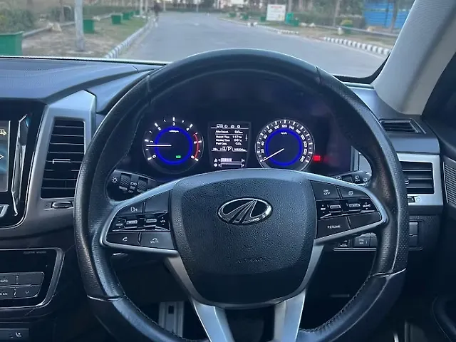 Used Mahindra Alturas G4 2WD High AT in Chandigarh