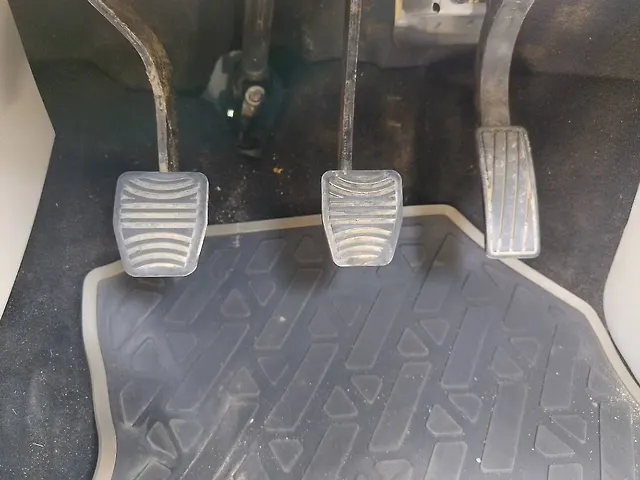 Used Mahindra XUV300 [2019-2024] W6 1.5 Diesel in Ahmedabad