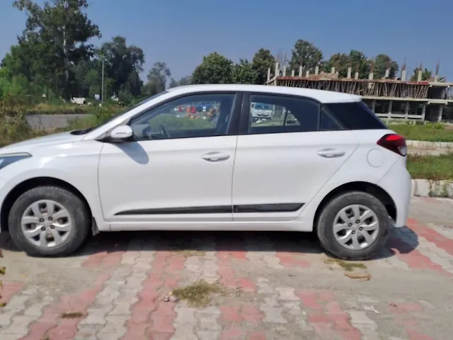 Used Hyundai Elite i20 [2016-2017] Sportz 1.4 CRDI [2016-2017] in Rudrapur