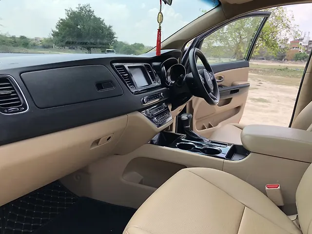 Used Kia Carnival [2020-2023] Prestige 7 STR in Delhi