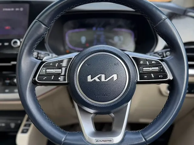 Used Kia Carens [2023-2024] Luxury (O)1.5 Turbo Petrol DCT 7 STR [2023-2024] in Mumbai