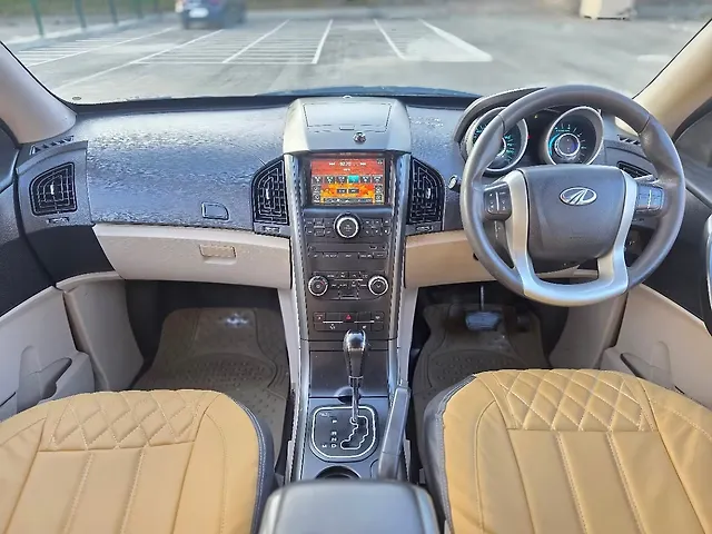 Used Mahindra XUV500 [2015-2018] W6 AT in Thane