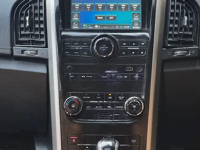 Used Mahindra XUV500 W11 AT in Mumbai