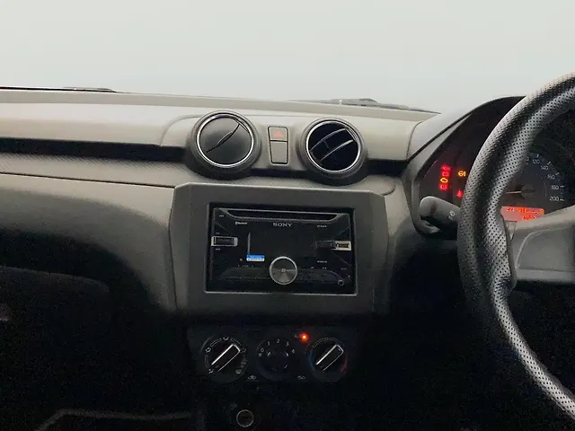 Used Maruti Suzuki Swift LXi Petrol Manual in Delhi Used Maruti Suzuki Swift LXi Petrol Manual in Delhi
