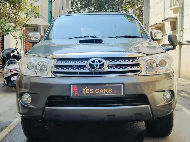 Used 2011 Toyota Fortuner in Bangalore