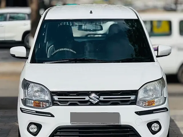 Used 2019 Maruti Suzuki Wagon R in Surat