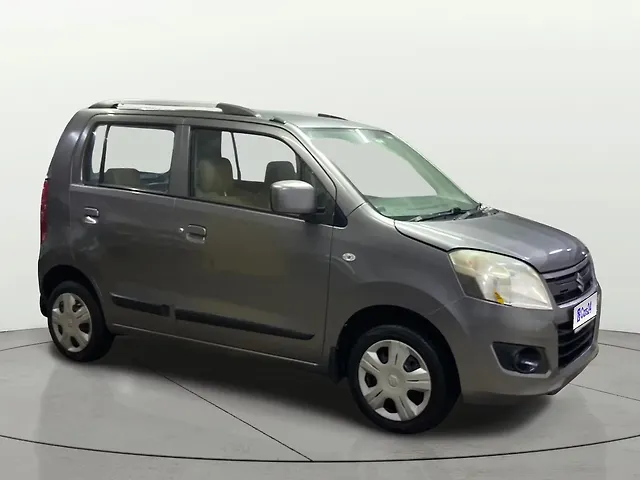 Used 2018 Maruti Suzuki Wagon R in Surat
