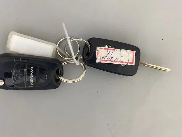 Used Hyundai Verna [2011-2015] Fluidic CRDi 1.6 EX AT in Hyderabad