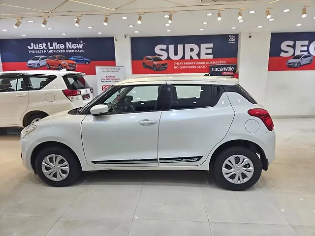 Used Maruti Suzuki Swift [2021-2024] VXi in Kanpur