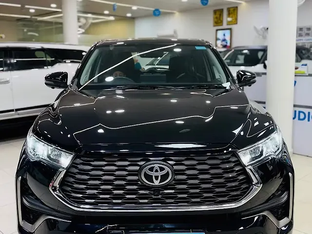 Used 2024 Toyota Innova Hycross in Mohali