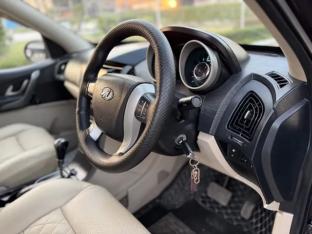 Used Mahindra XUV500 [2015-2018] W6 AT in Mohali