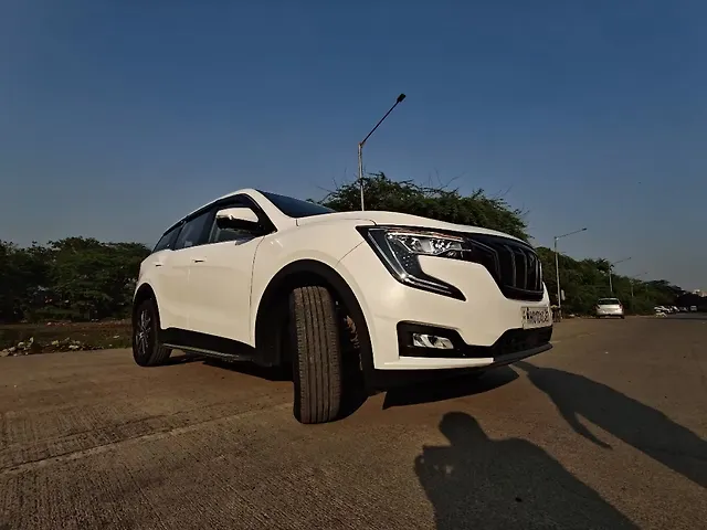 Used Mahindra Old Generation XUV700 AX7 Luxury Pack 2WD Petrol 2.0L Turbo Automatic 7 STR in Mumbai