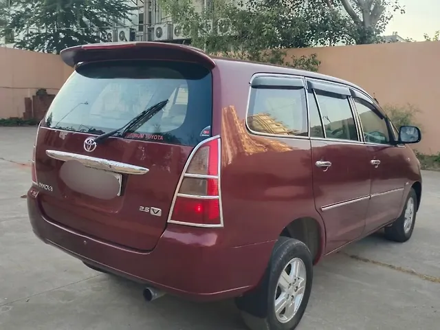 Used Toyota Innova [2005-2009] 2.5 V 7 STR in Vadodara