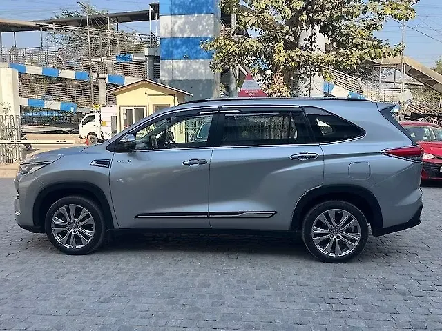 Used Toyota Innova Hycross ZX (O) Hybrid (Electric + Petrol) Automatic (e-CVT) 7 STR in Delhi