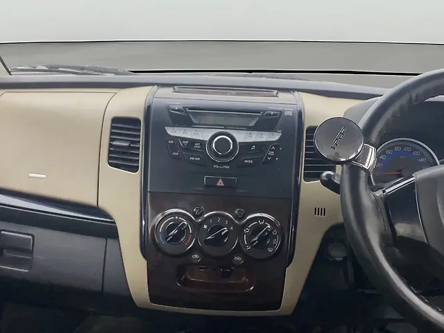 Used Maruti Suzuki Wagon R 1.0 [2014-2019] VXI AMT in Hyderabad